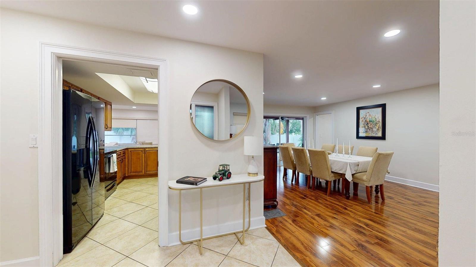 Image 7 of 47 For 14424 Neptune Road