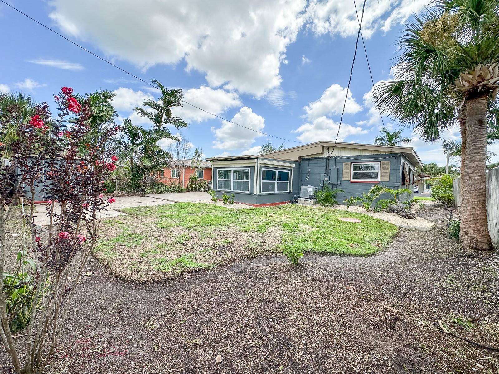 Image 34 of 53 For 1431 Island Drive S
