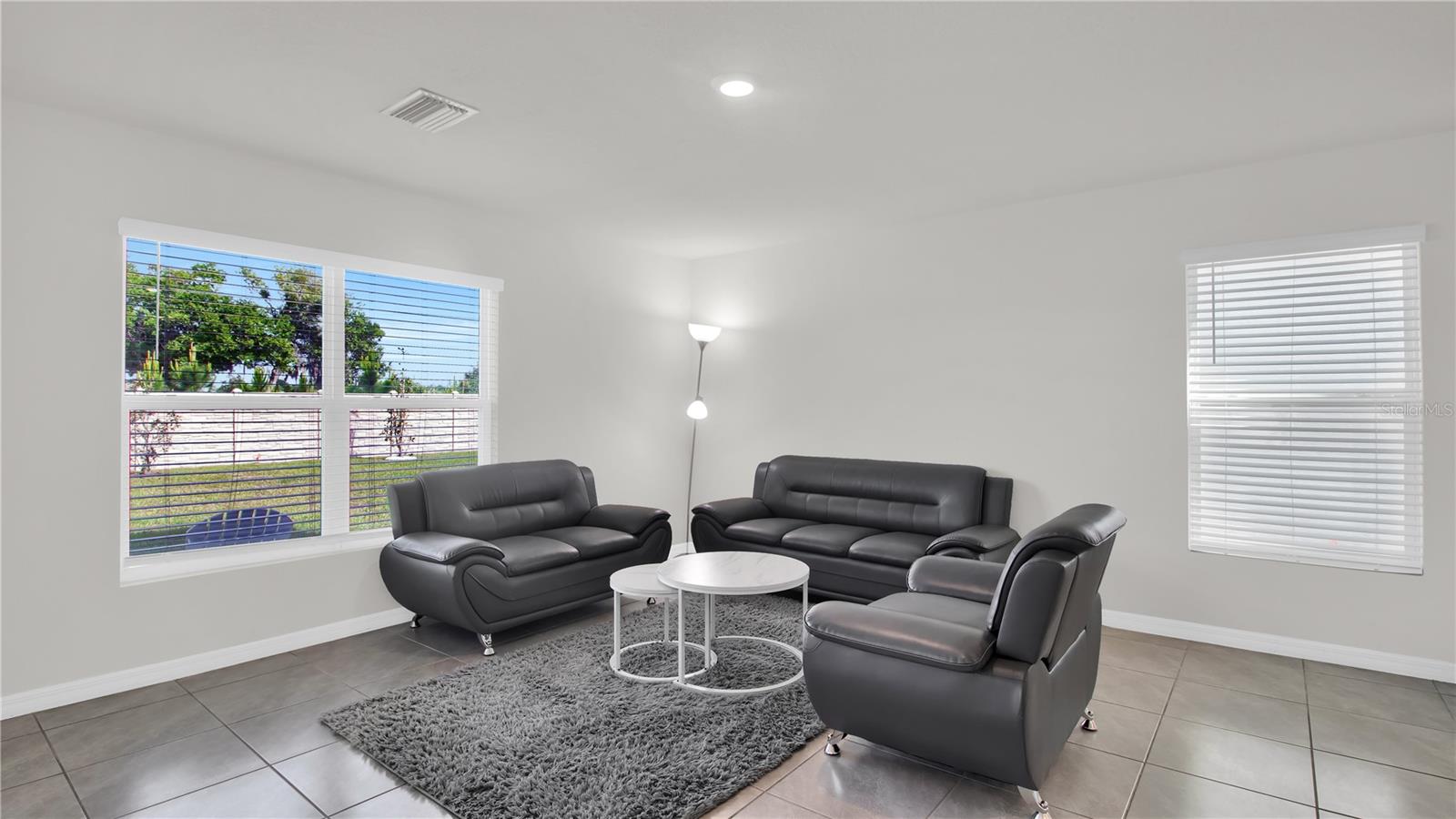 Image 11 of 25 For 16545 Mosaic Oar Drive