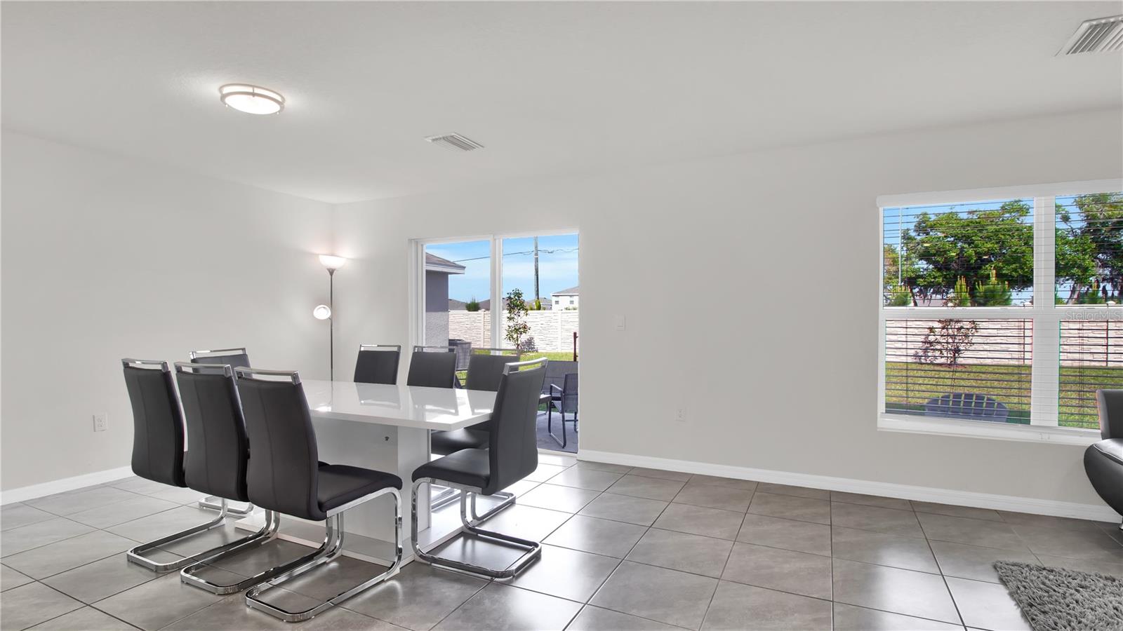 Image 12 of 25 For 16545 Mosaic Oar Drive