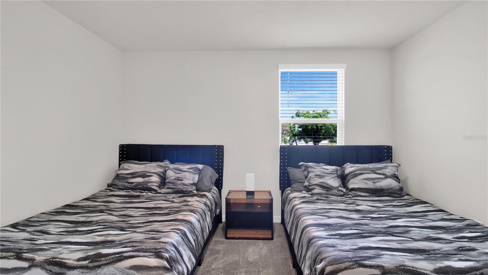 Image 22 of 25 For 16545 Mosaic Oar Drive