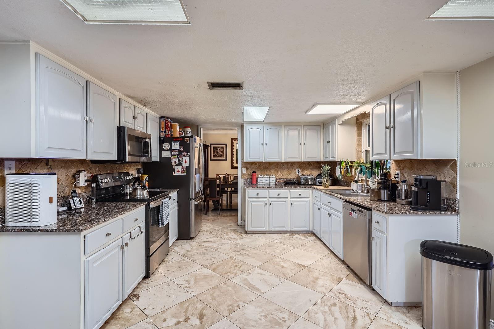 Image 13 of 46 For 15508 Wetstone Drive
