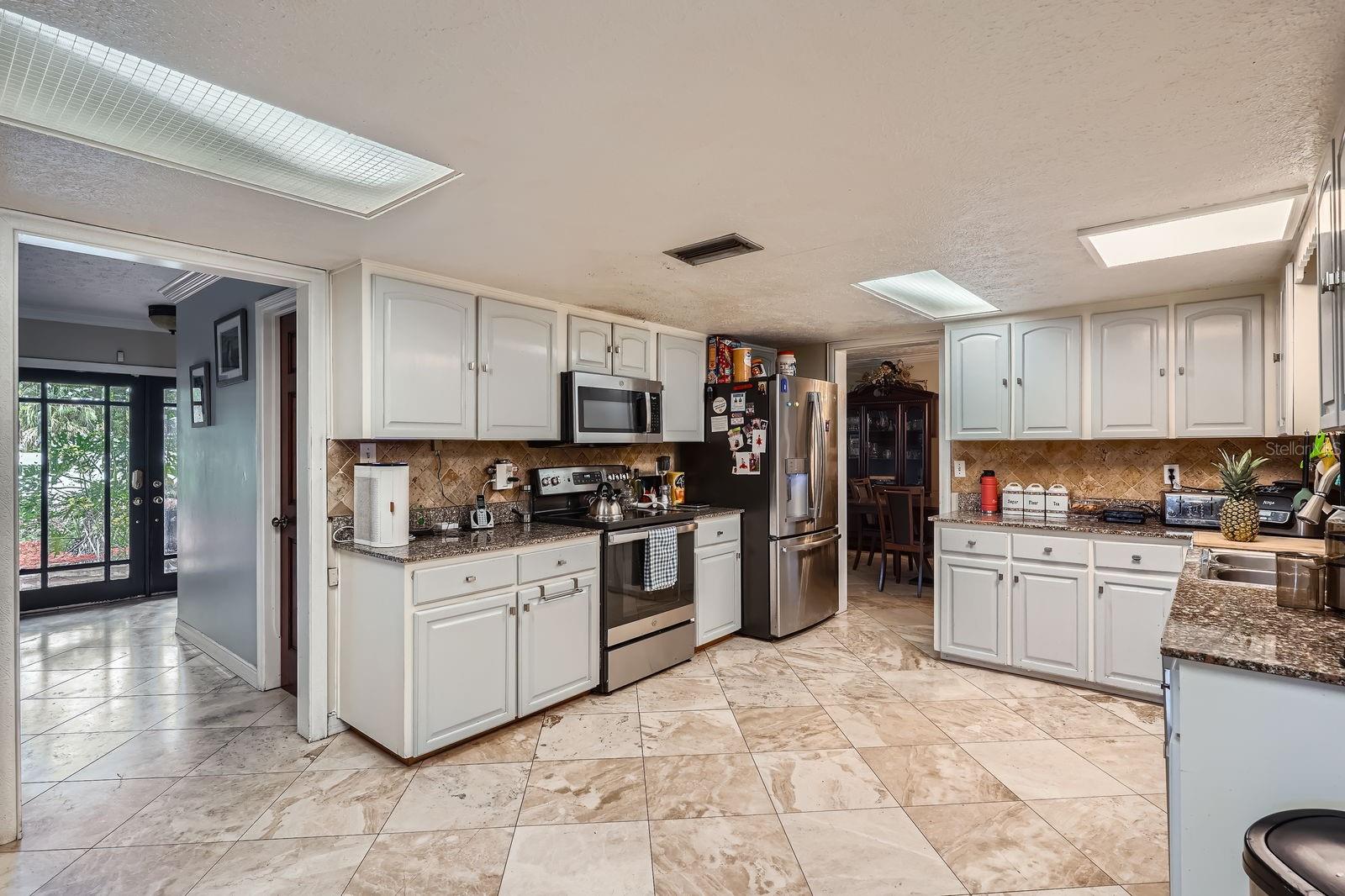 Image 14 of 46 For 15508 Wetstone Drive