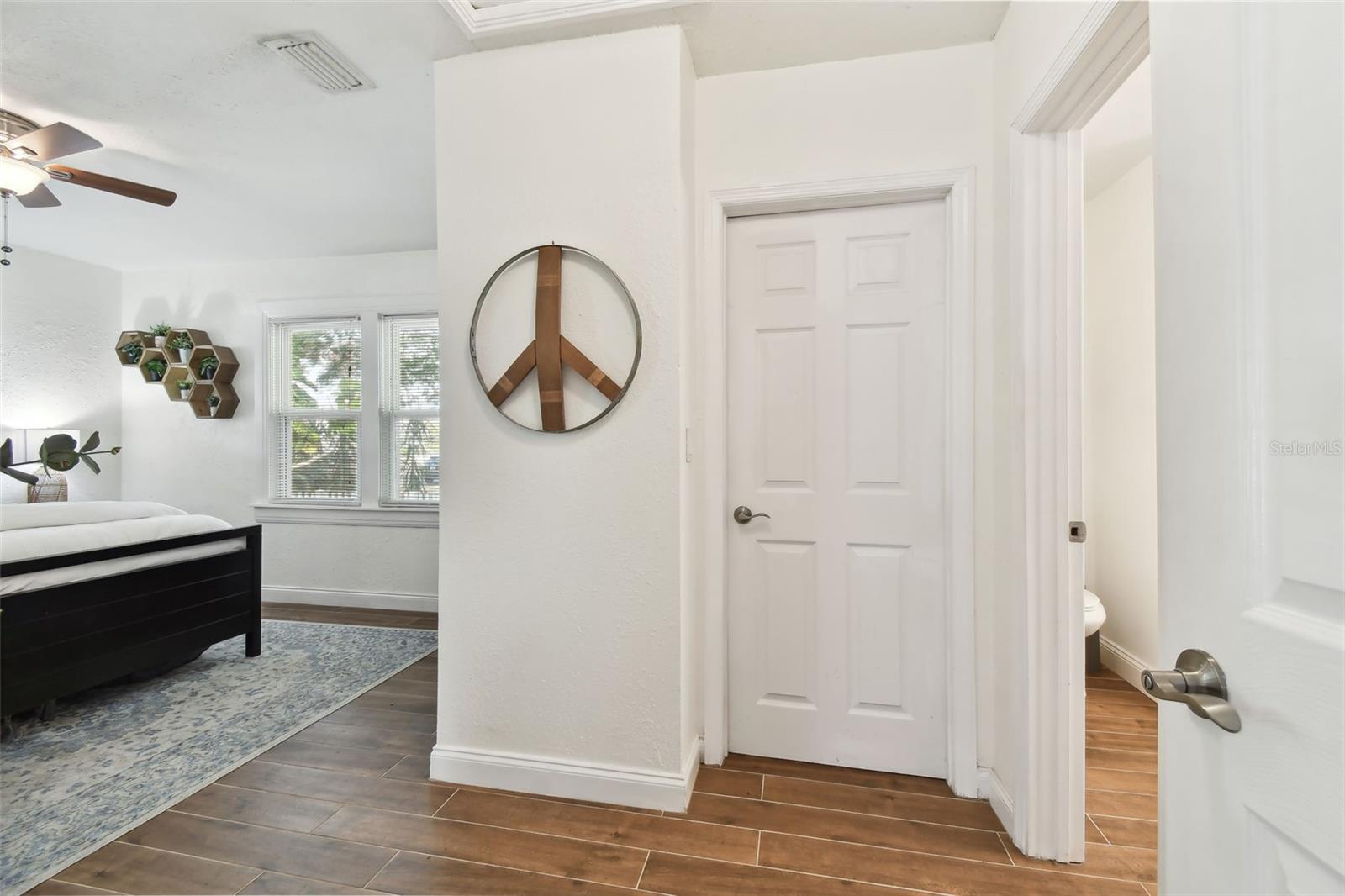 Image 10 of 50 For 2126 7th Avenue N