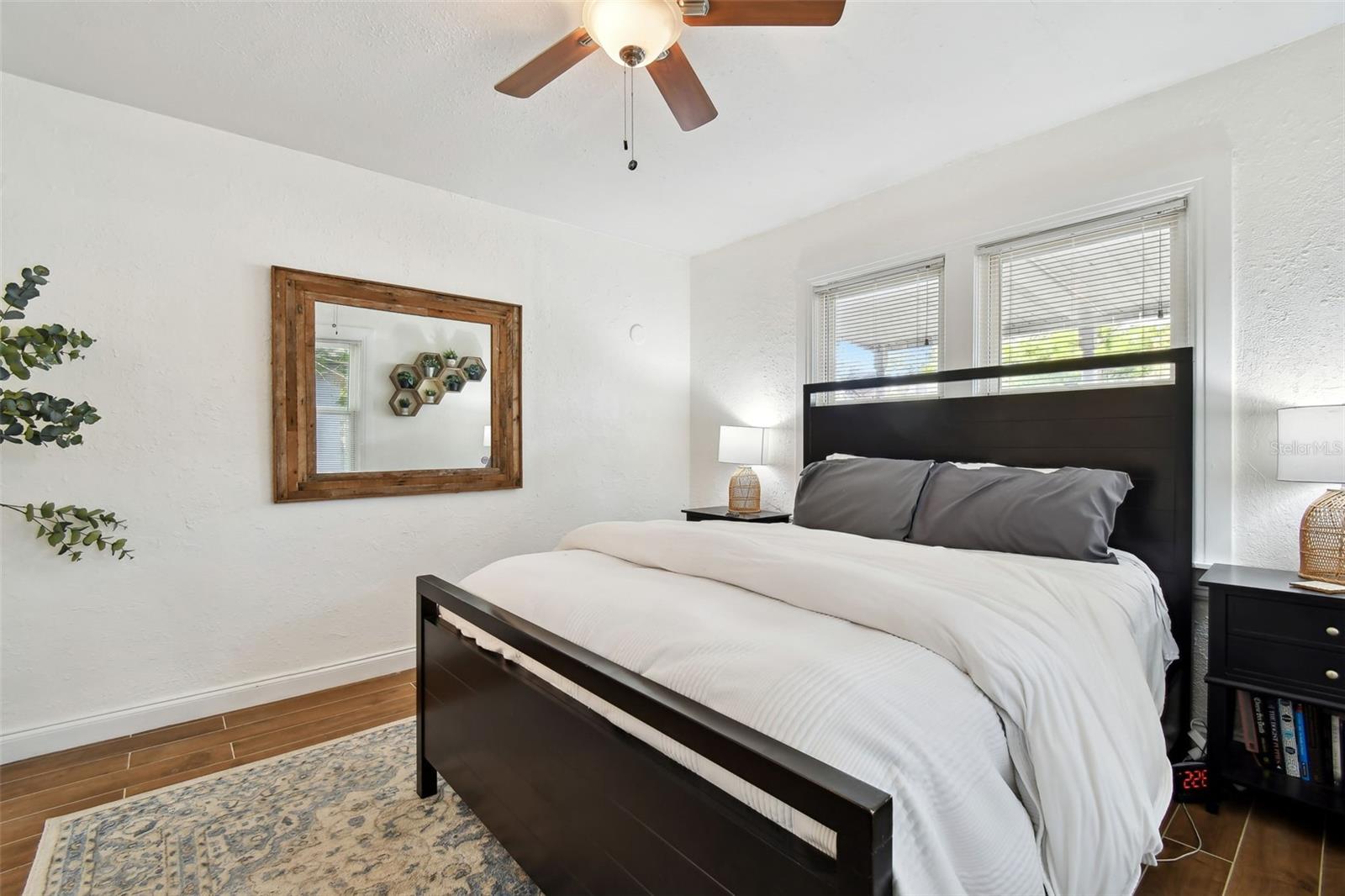 Image 16 of 50 For 2126 7th Avenue N