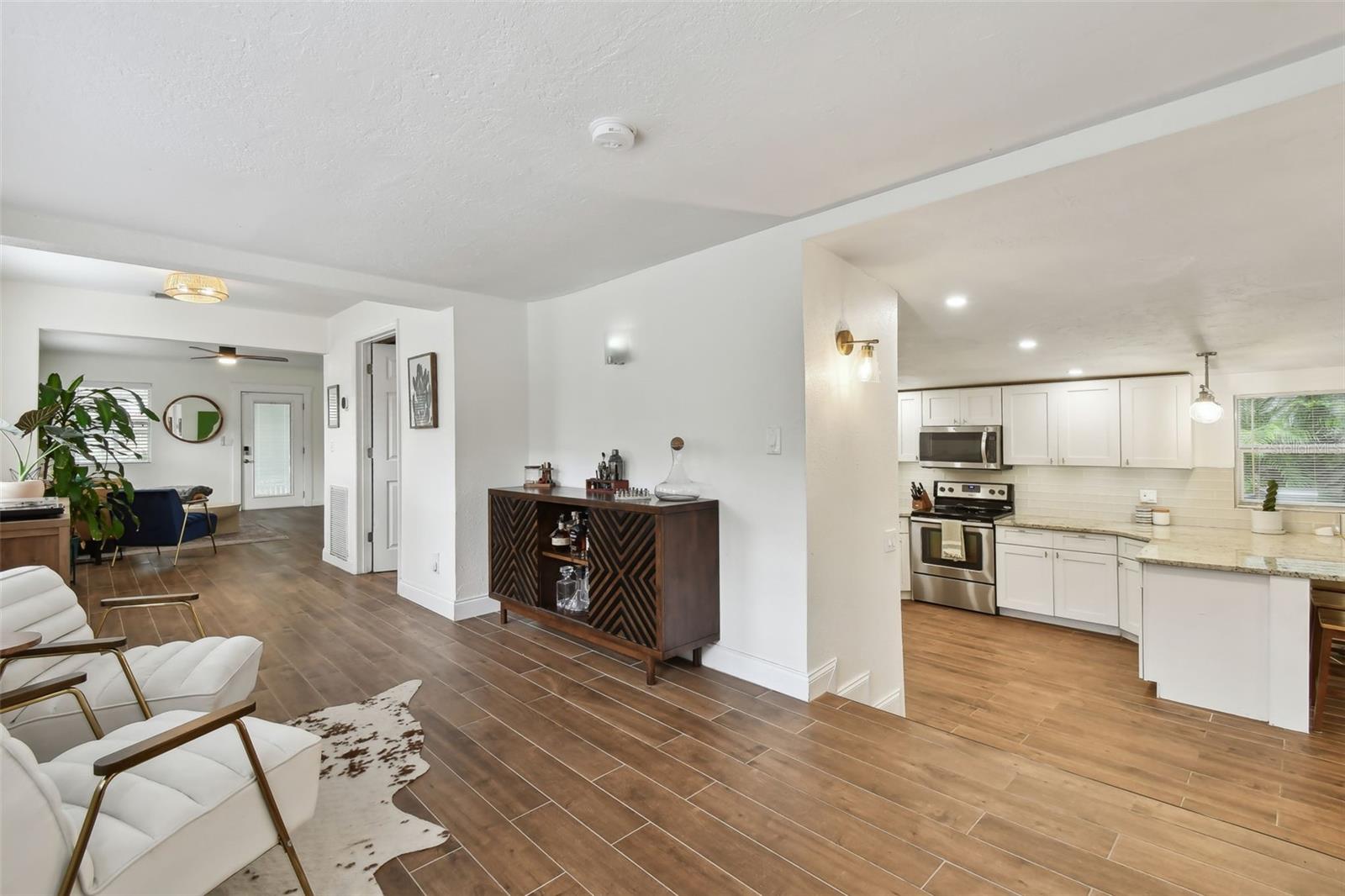 Image 21 of 50 For 2126 7th Avenue N