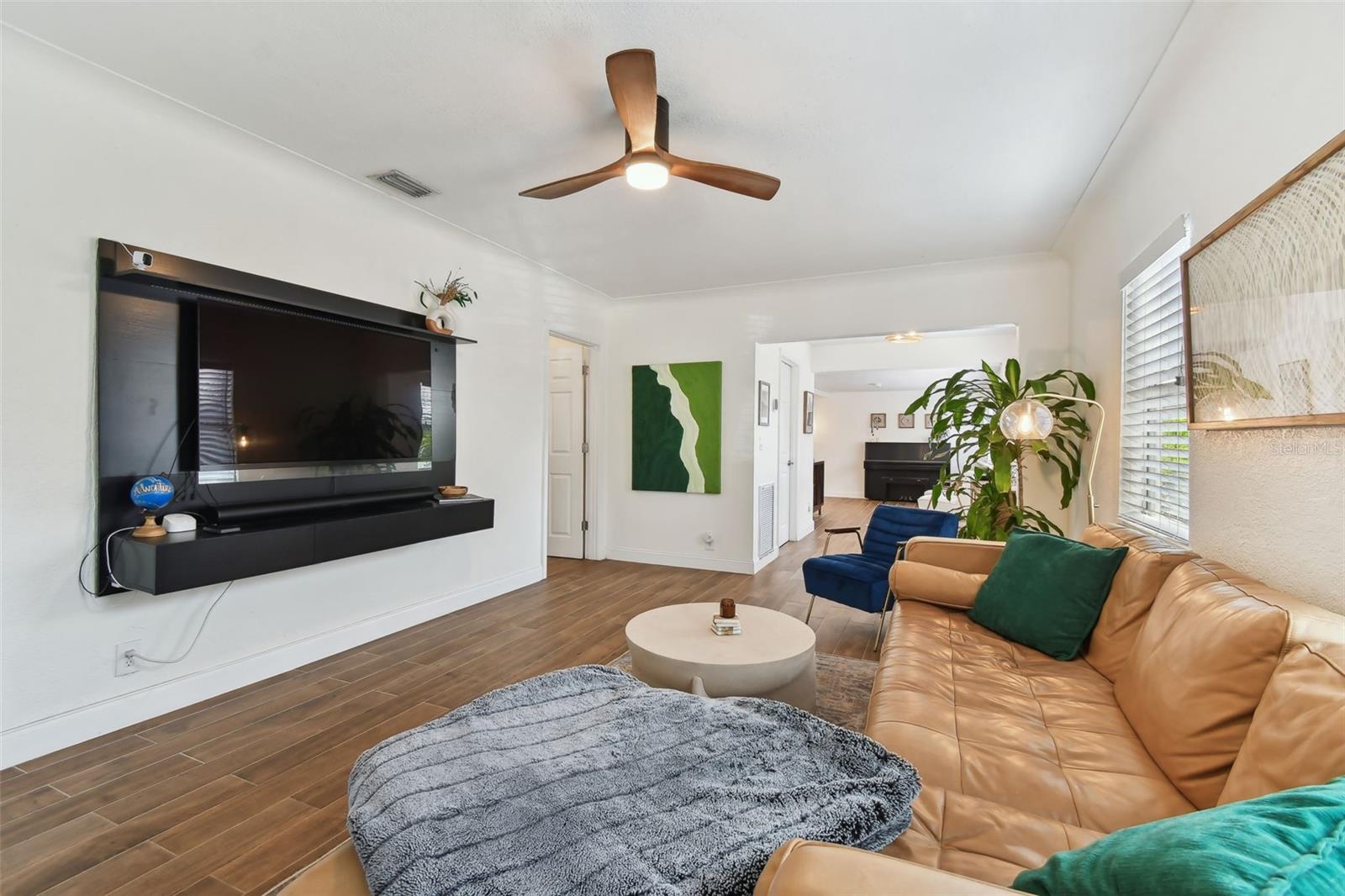 Image 8 of 50 For 2126 7th Avenue N