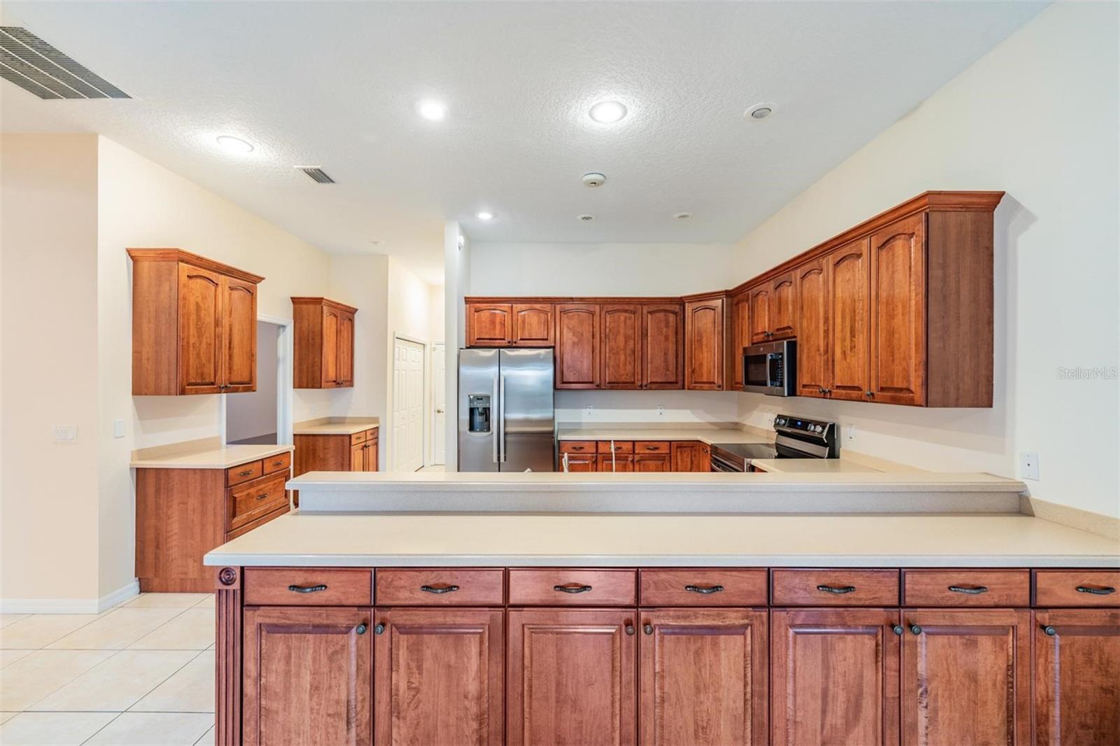 Image 11 of 38 For 117 Camelot Ridge Drive