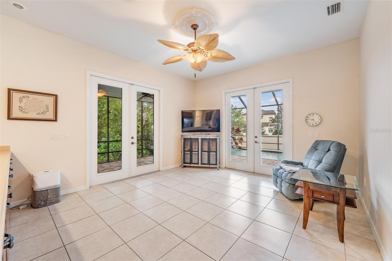 Image 16 of 38 For 117 Camelot Ridge Drive