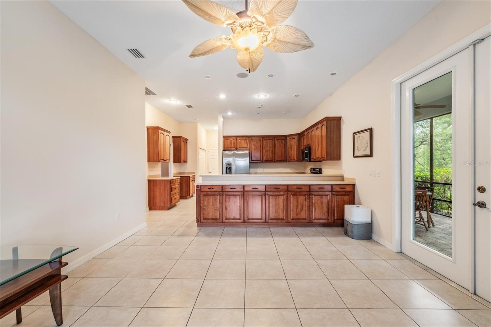 Image 17 of 38 For 117 Camelot Ridge Drive