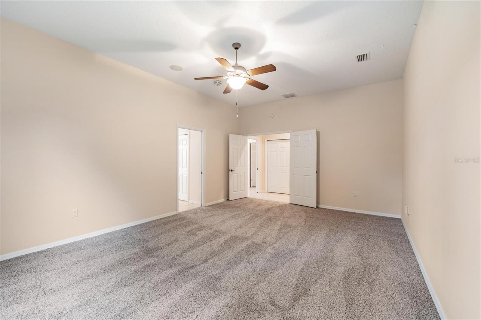 Image 22 of 38 For 117 Camelot Ridge Drive