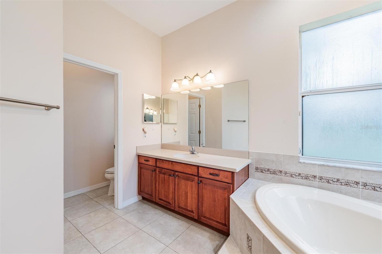 Image 24 of 38 For 117 Camelot Ridge Drive