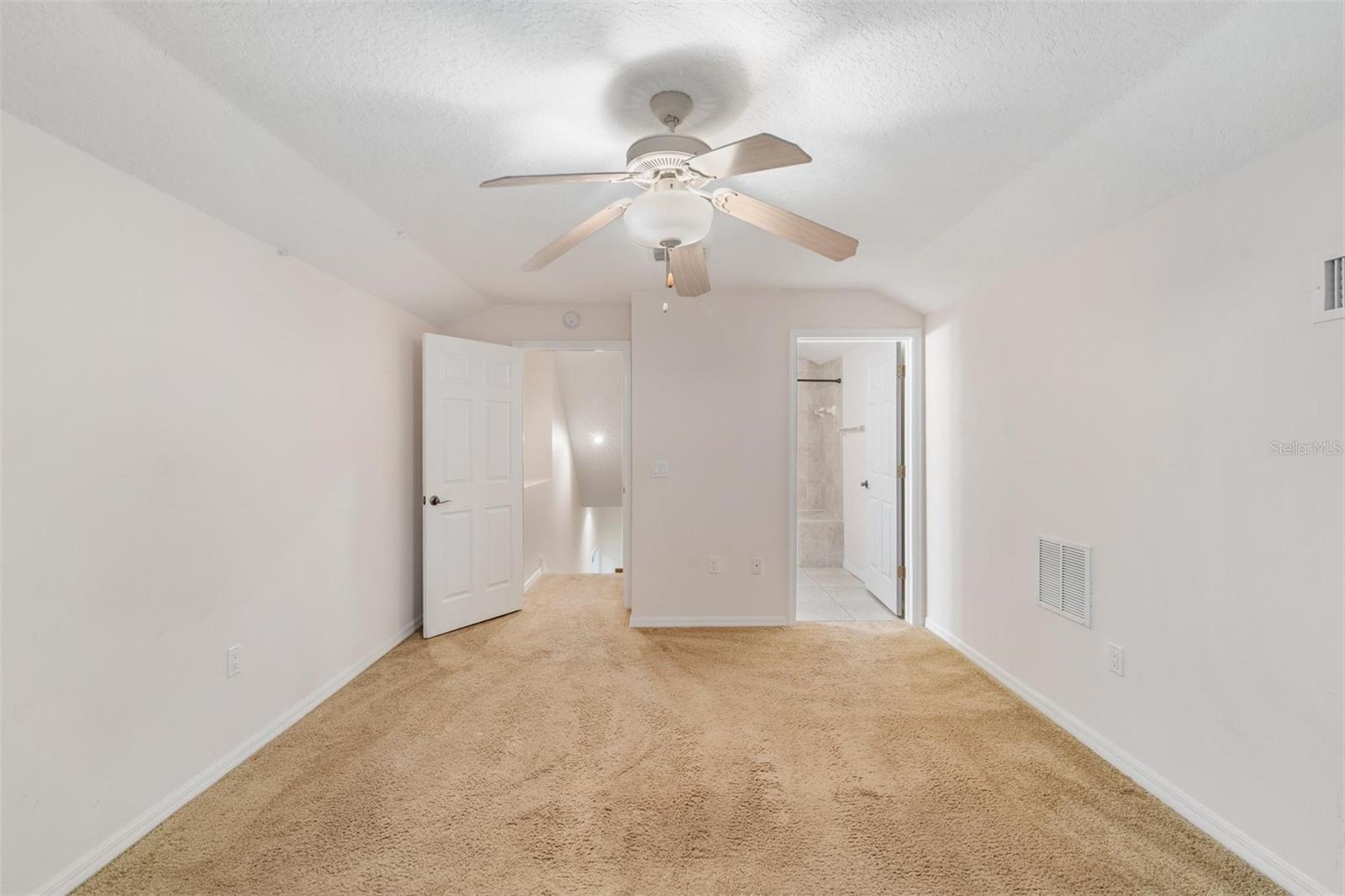 Image 34 of 38 For 117 Camelot Ridge Drive