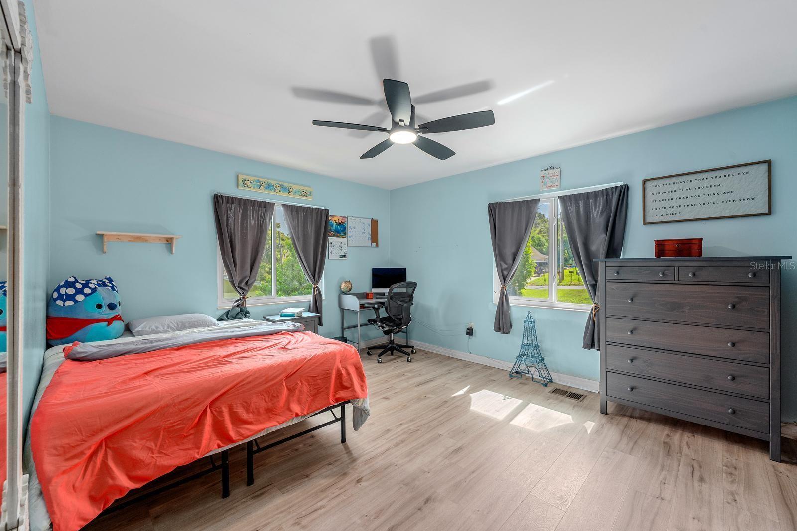 Image 15 of 29 For 10831 Highview Drive