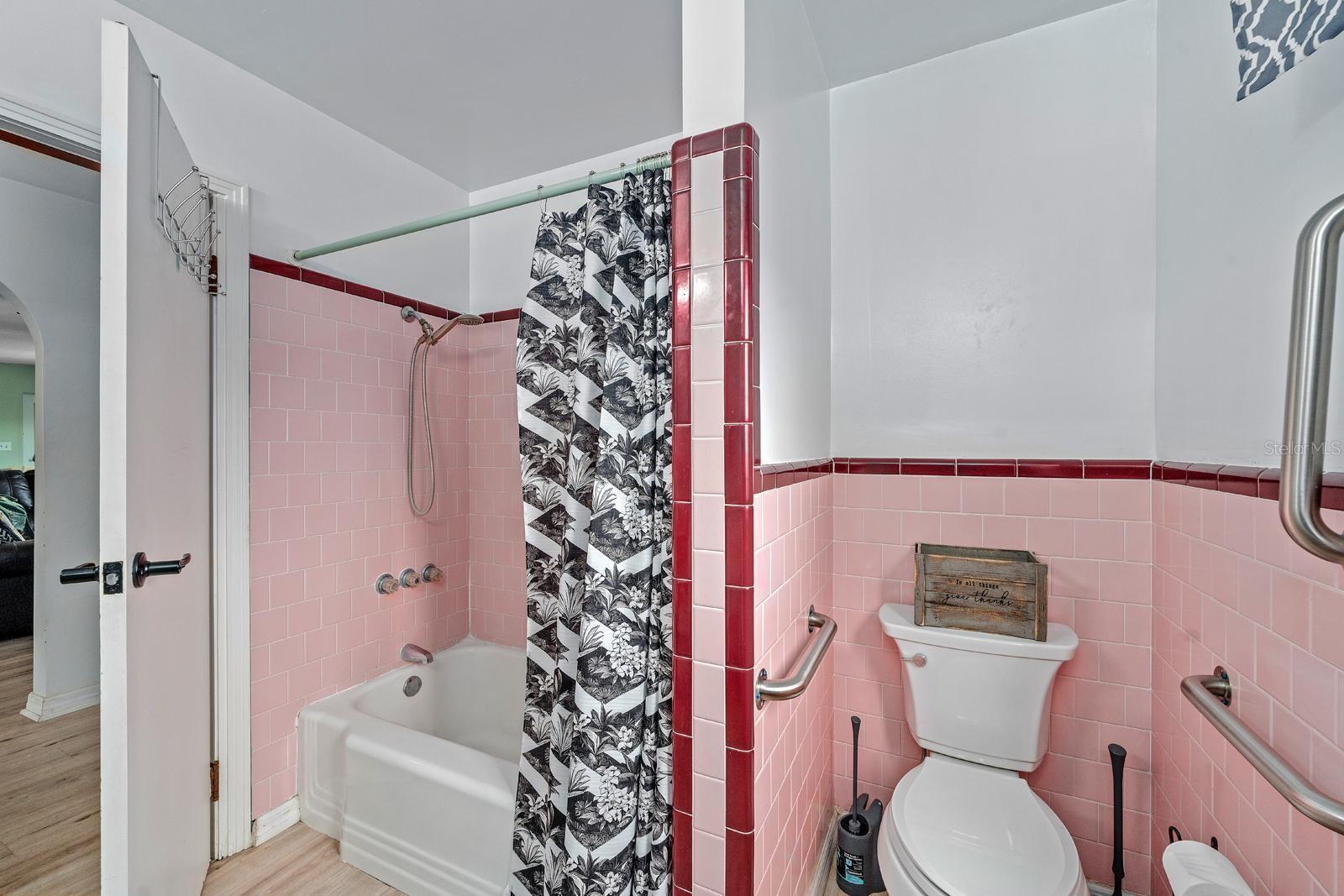 Image 17 of 29 For 10831 Highview Drive