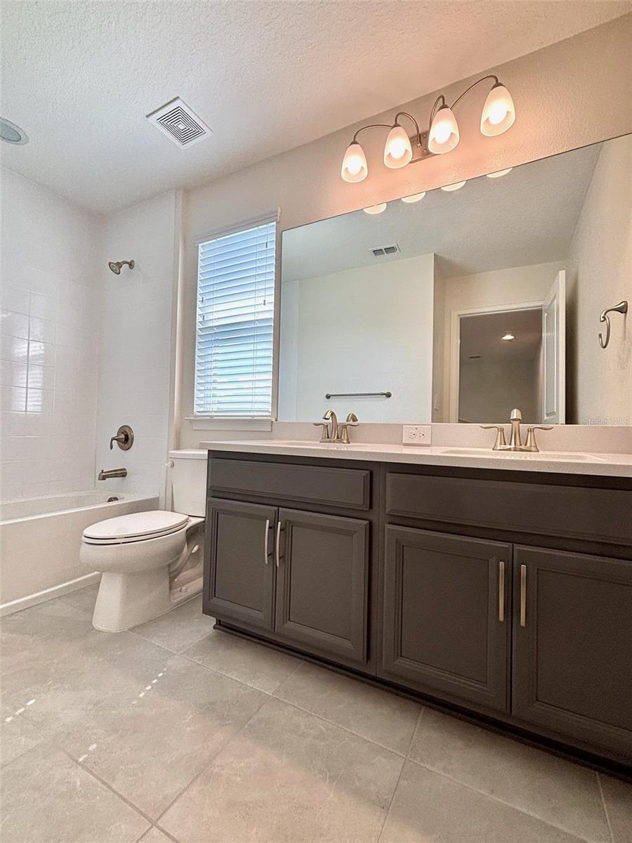 Image 28 of 42 For 6221 Scarlet Darter Way