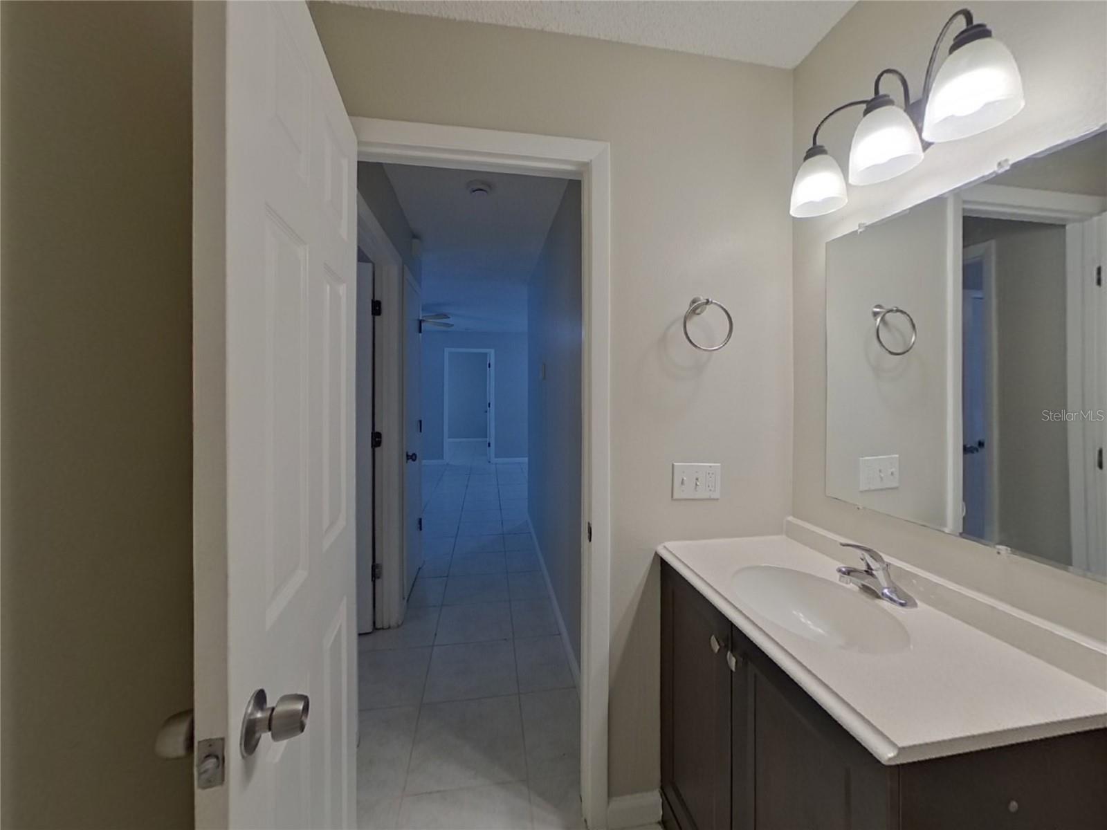Image 14 of 17 For 3012 Lalani Boulevard