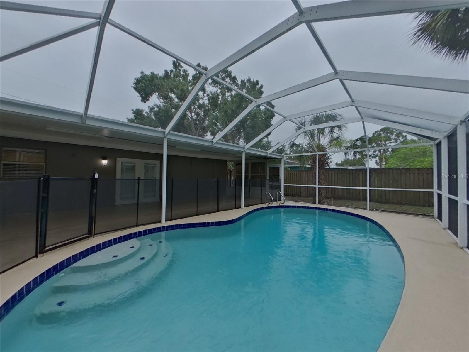 Image 15 of 17 For 3012 Lalani Boulevard