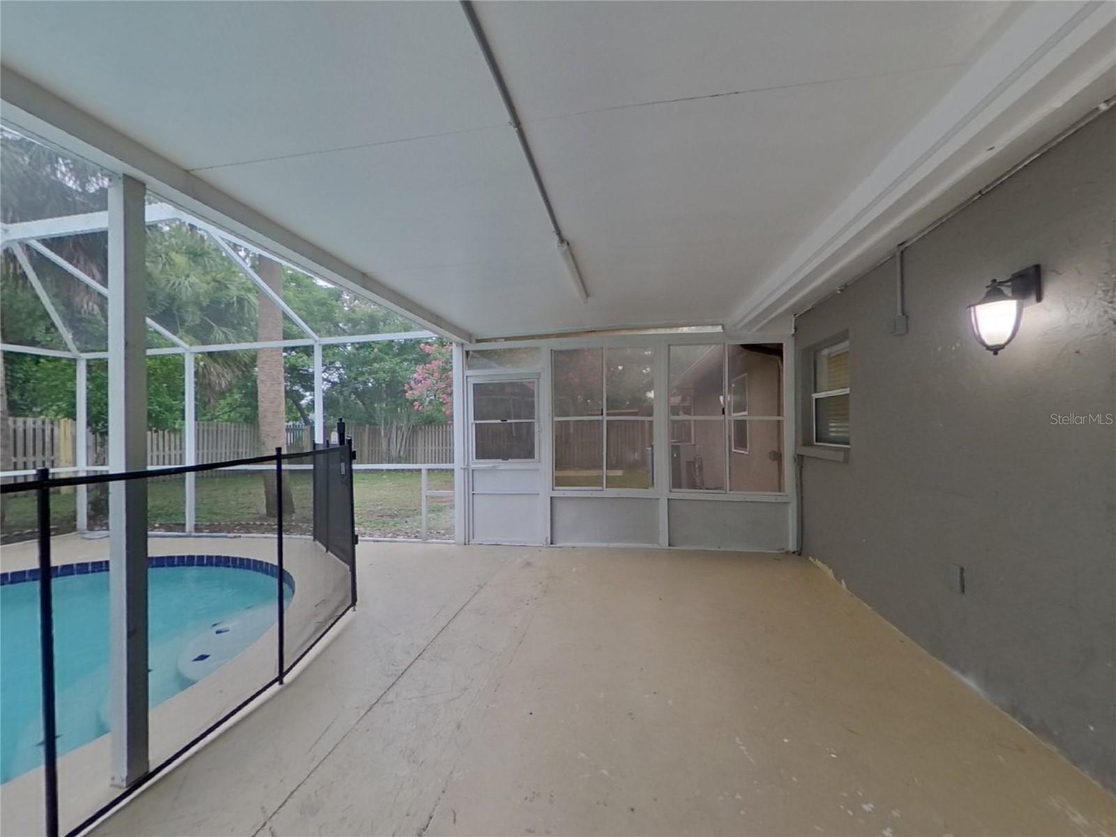 Image 16 of 17 For 3012 Lalani Boulevard