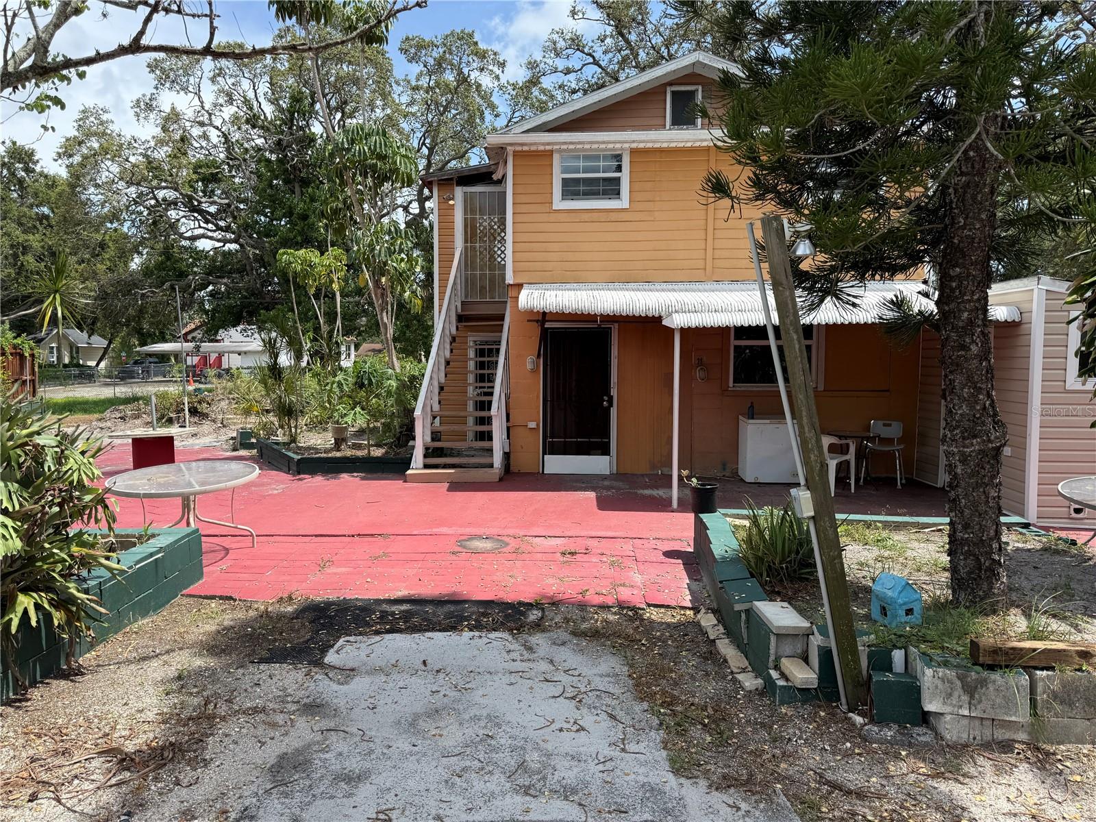 Details for 3720 18th Avenue S, ST PETERSBURG, FL 33711