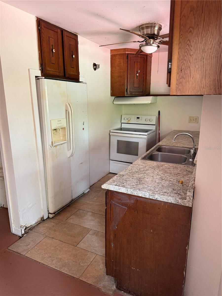 Image 3 of 25 For 3720 18th Avenue S