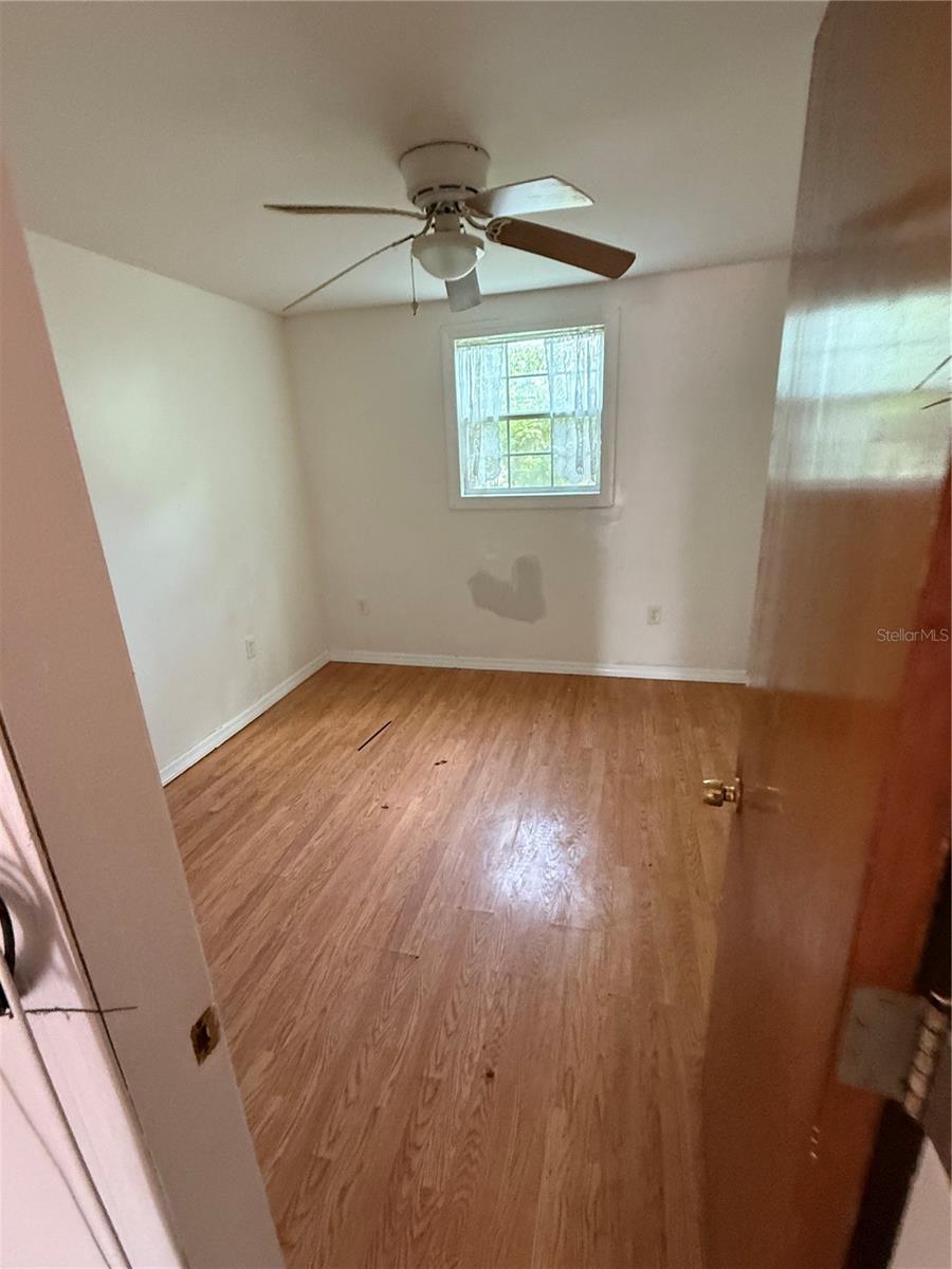 Image 8 of 25 For 3720 18th Avenue S