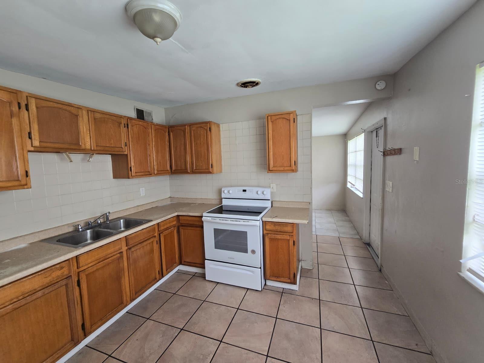 Image 5 of 19 For 4426 13th Avenue S