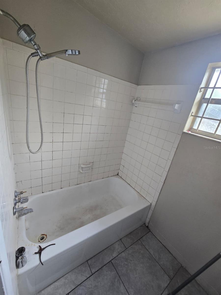 Image 8 of 19 For 4426 13th Avenue S