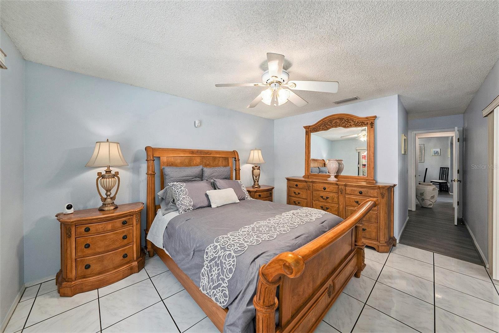 Image 18 of 37 For 12014 Littleberry Court