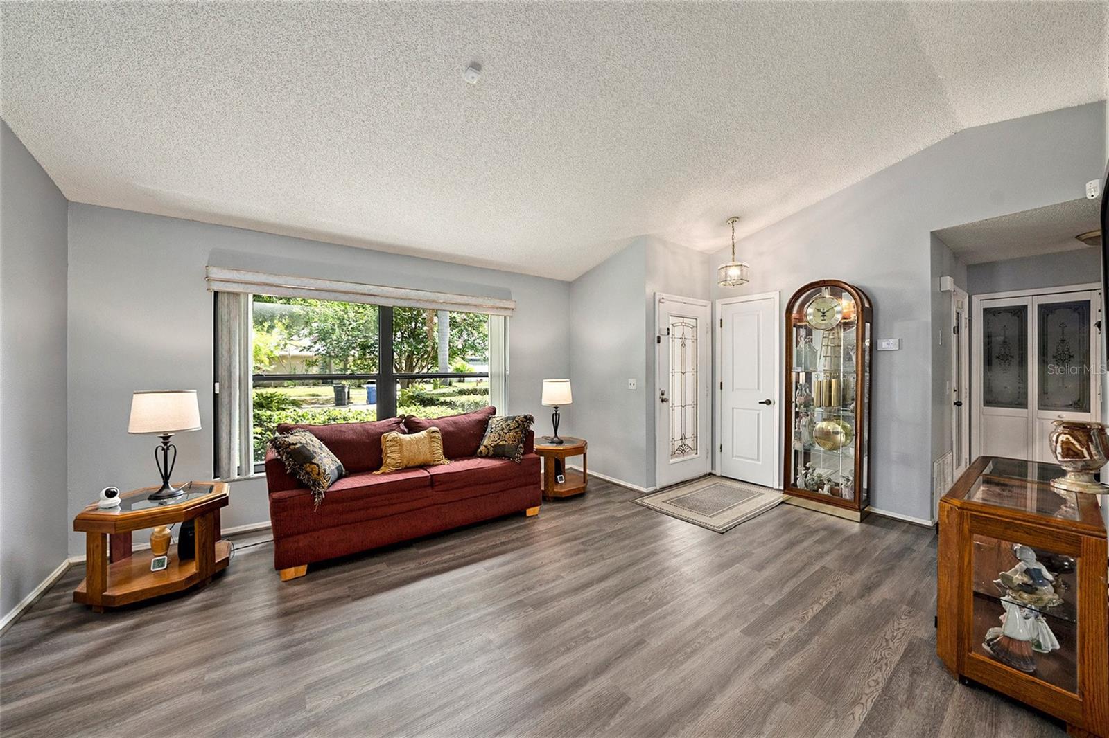 Image 4 of 37 For 12014 Littleberry Court