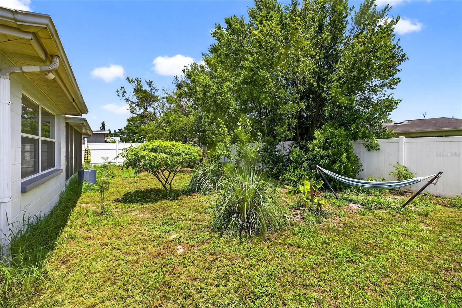 Image 32 of 34 For 7814 Burnham Drive