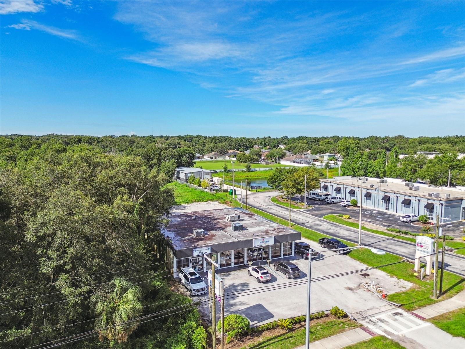 Image 3 of 7 For 2617 Brandon Boulevard