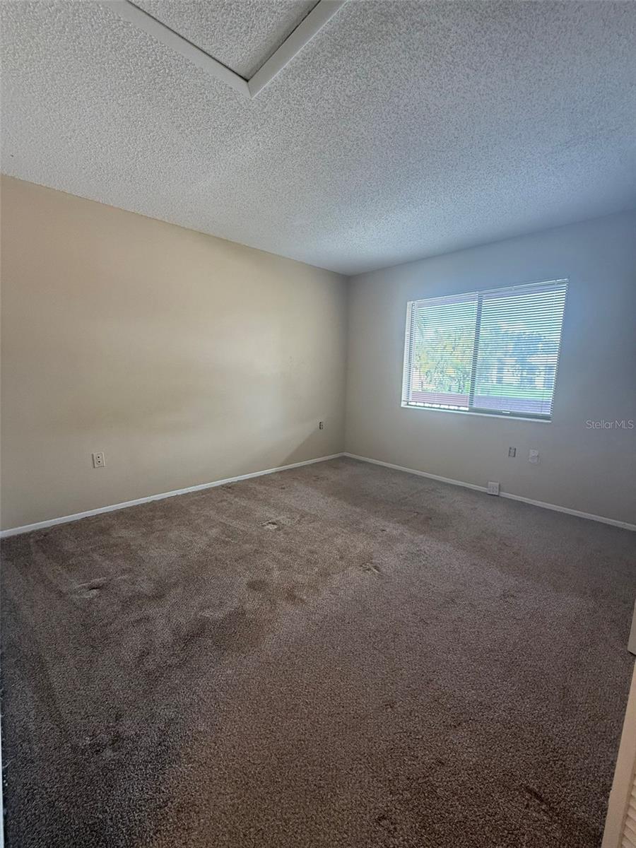 Image 12 of 16 For 106 Lakeside Drive