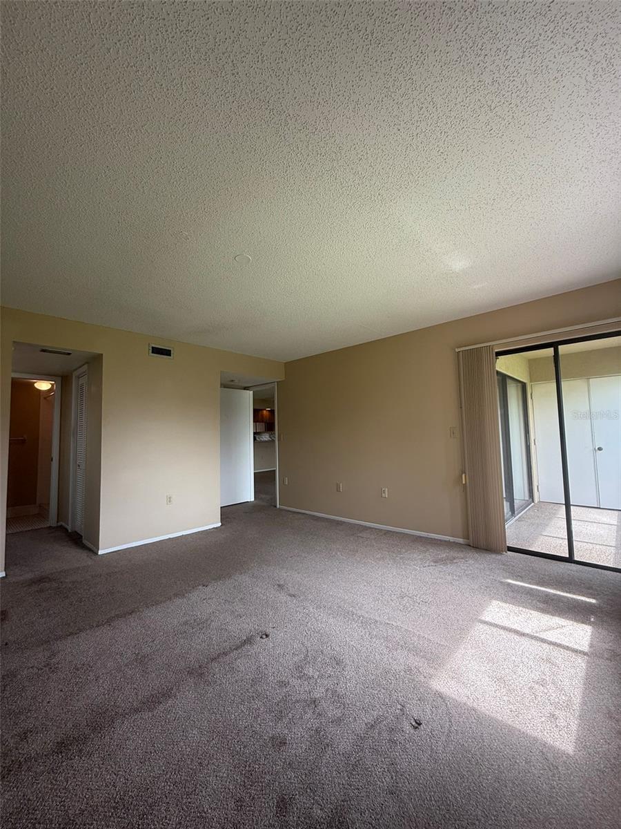 Image 9 of 16 For 106 Lakeside Drive