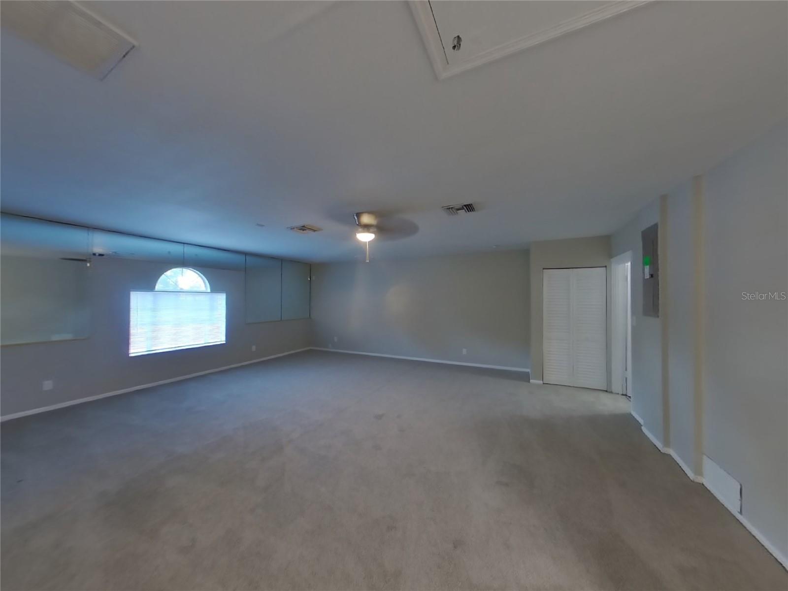 Image 3 of 23 For 18916 Long Lake Drive