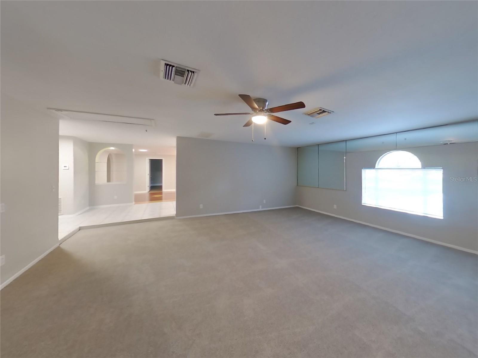 Image 4 of 23 For 18916 Long Lake Drive