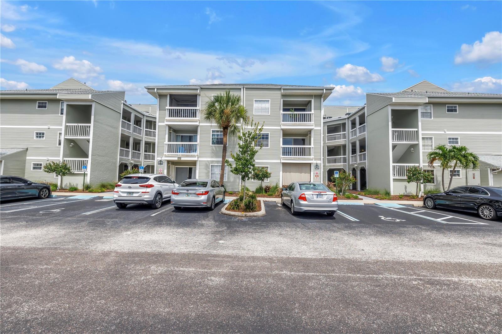 Details for 6916 Stones Throw Circle N 9207, ST PETERSBURG, FL 33710
