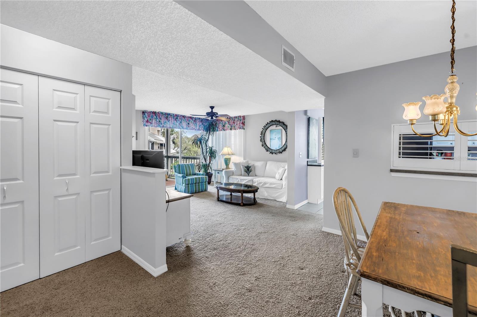 Image 3 of 40 For 6916 Stones Throw Circle N 9207