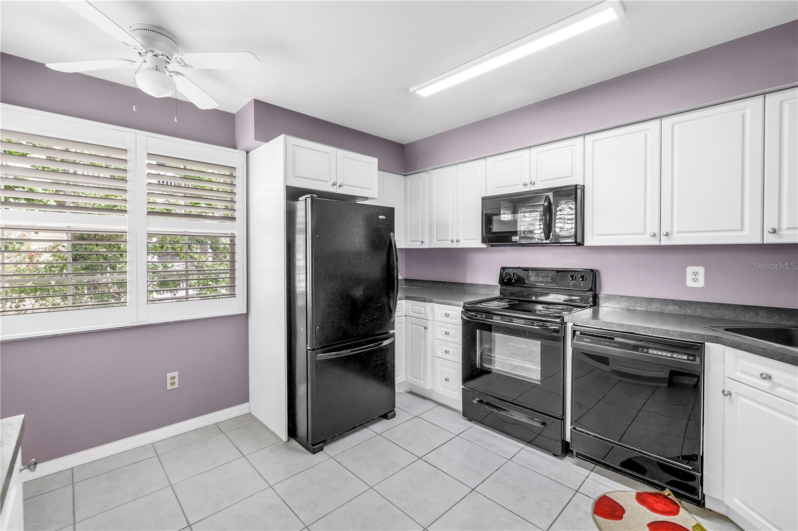 Image 5 of 40 For 6916 Stones Throw Circle N 9207