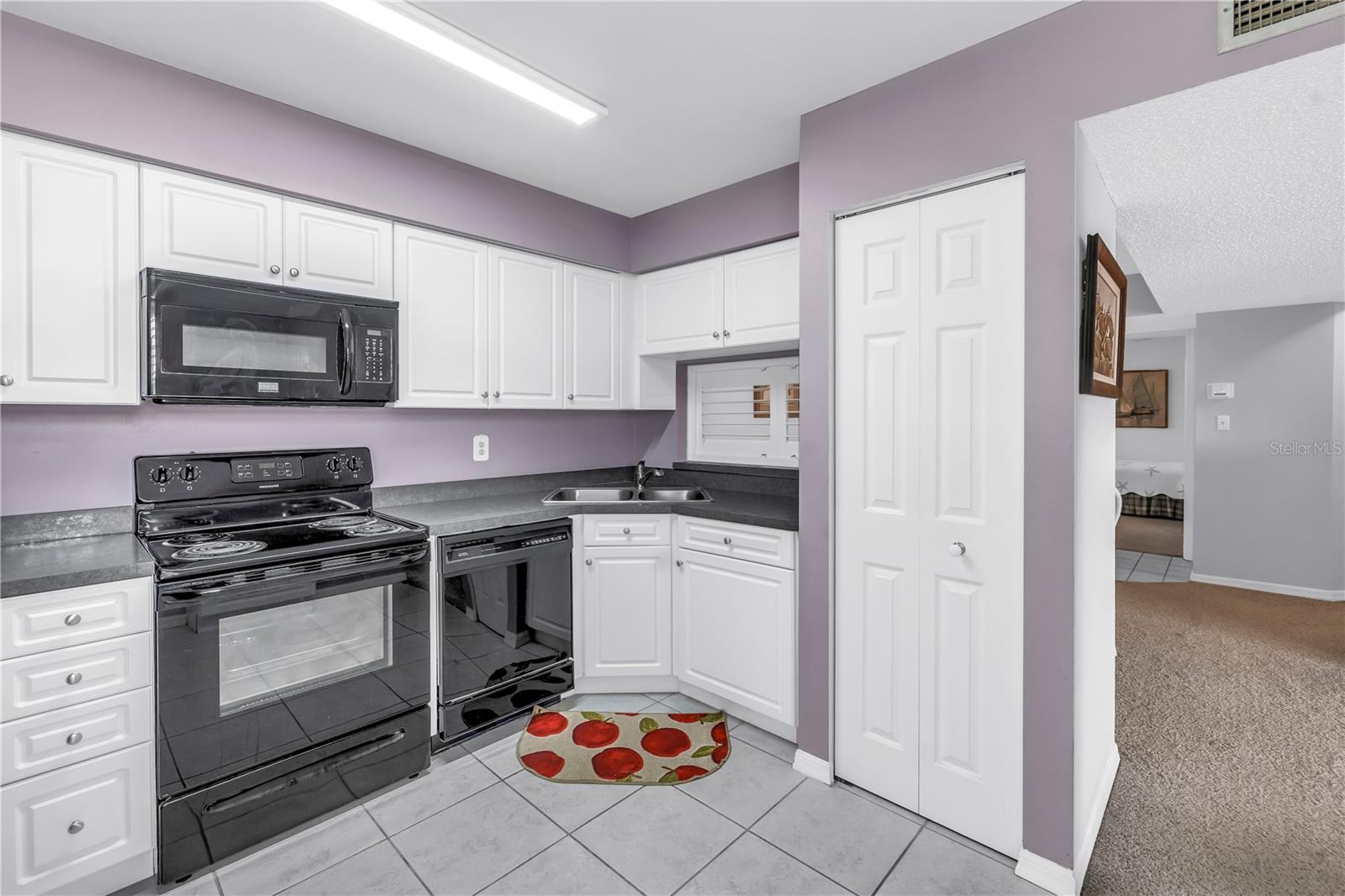 Image 6 of 40 For 6916 Stones Throw Circle N 9207