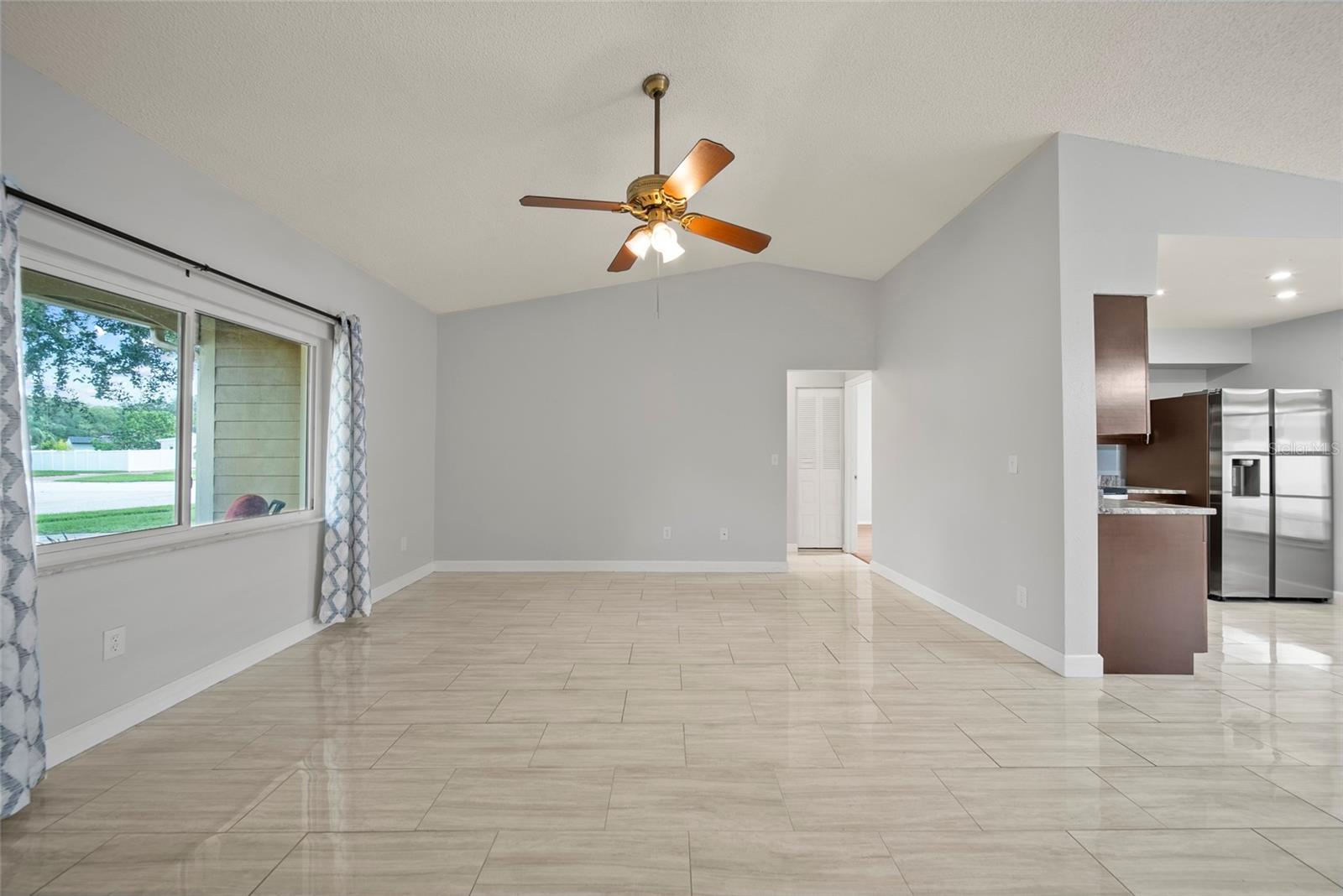 Image 11 of 48 For 14013 Basin Street