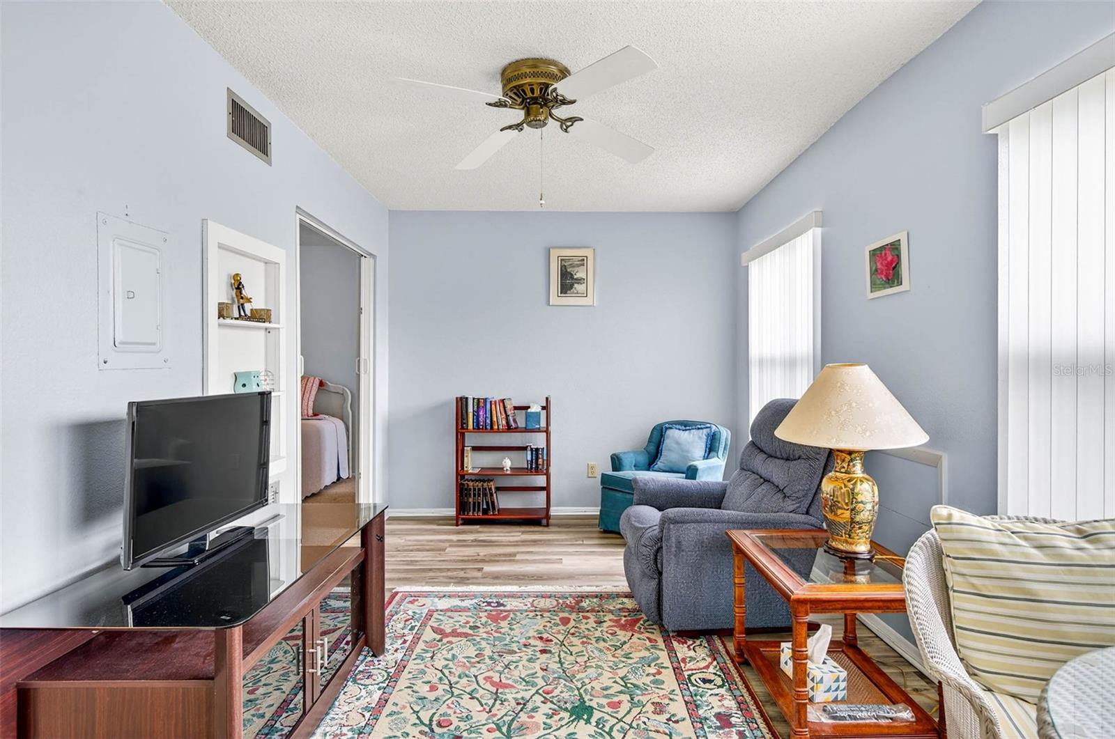 Listing photo id 16 for 2370 Jamaican Street 84