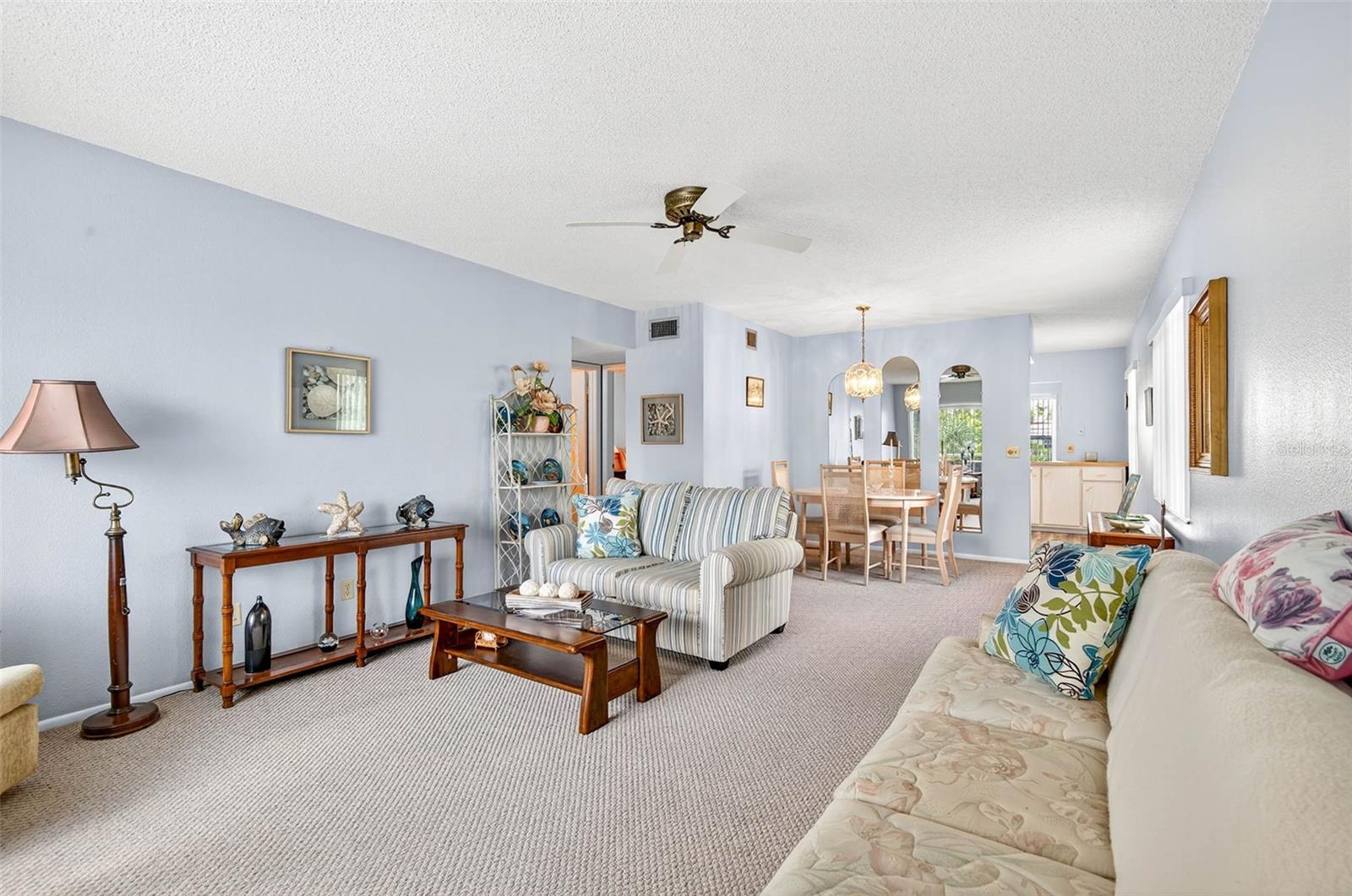 Listing photo id 5 for 2370 Jamaican Street 84