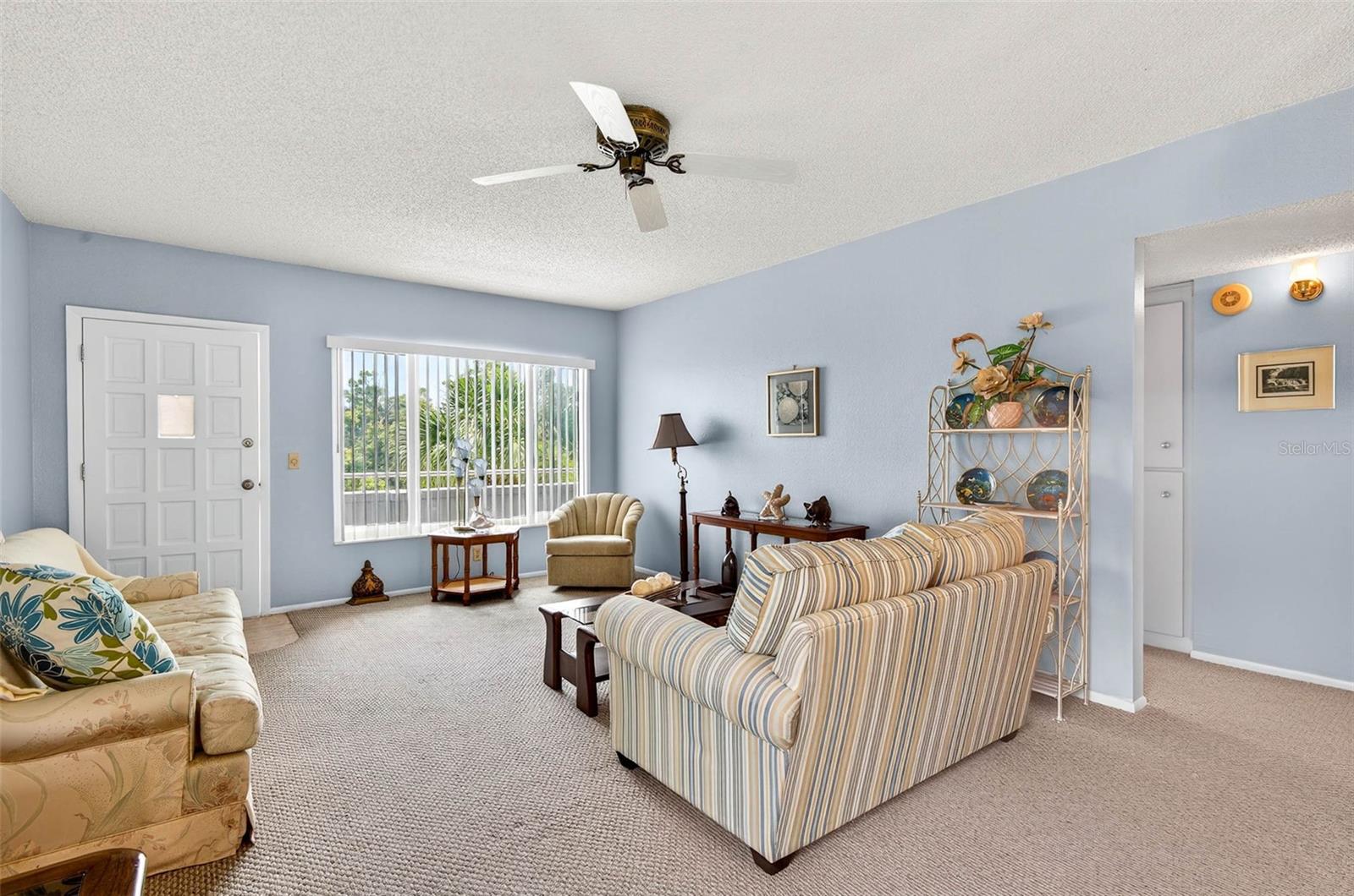 Listing photo id 6 for 2370 Jamaican Street 84