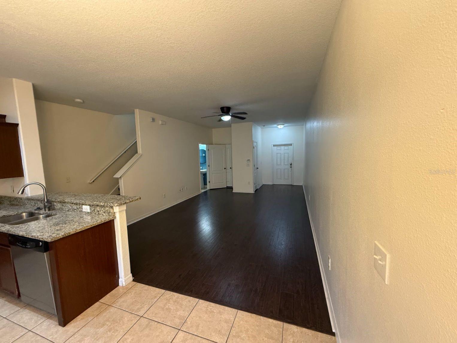 Image 3 of 18 For 2807 Lantern Hill Avenue