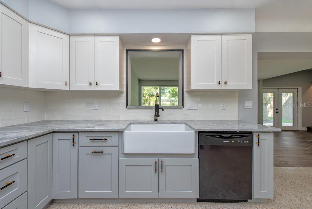 Image 11 of 40 For 3700 Alabama Avenue Ne