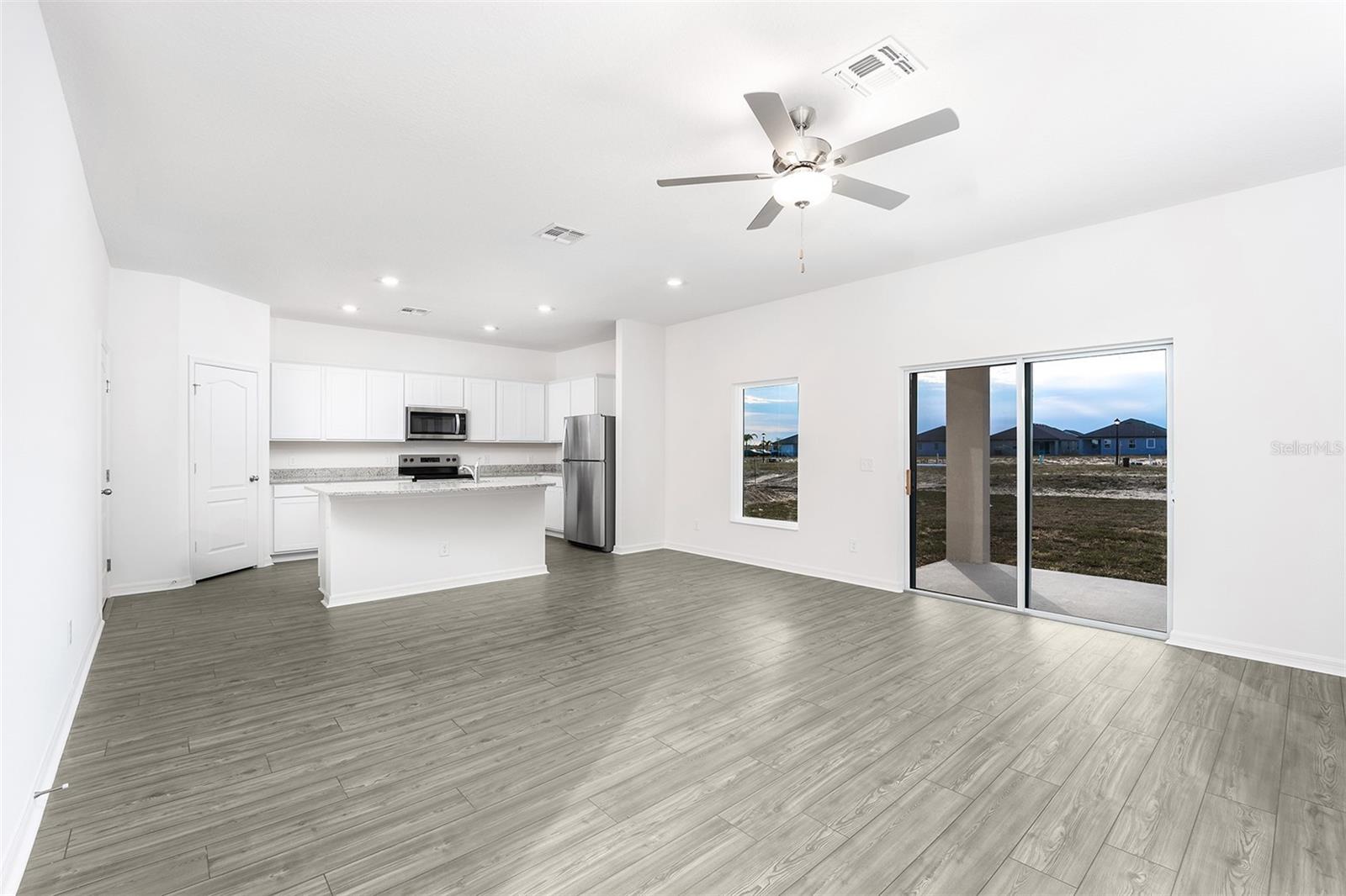Image 2 of 20 For 3712 Bergamot Street