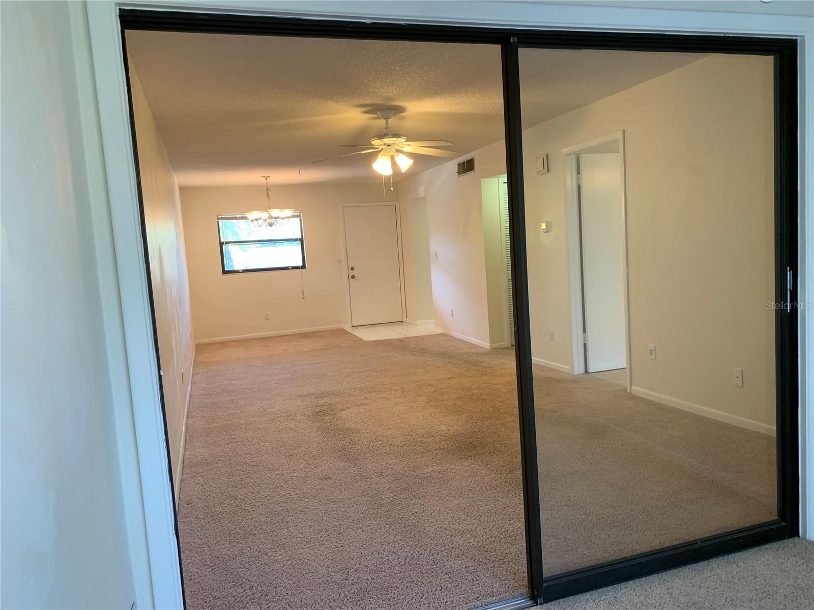 Image 11 of 42 For 3038 Eastland Boulevard F307