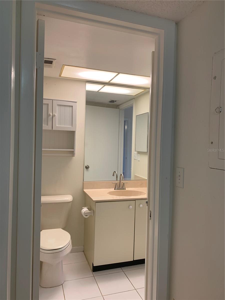 Image 28 of 42 For 3038 Eastland Boulevard F307