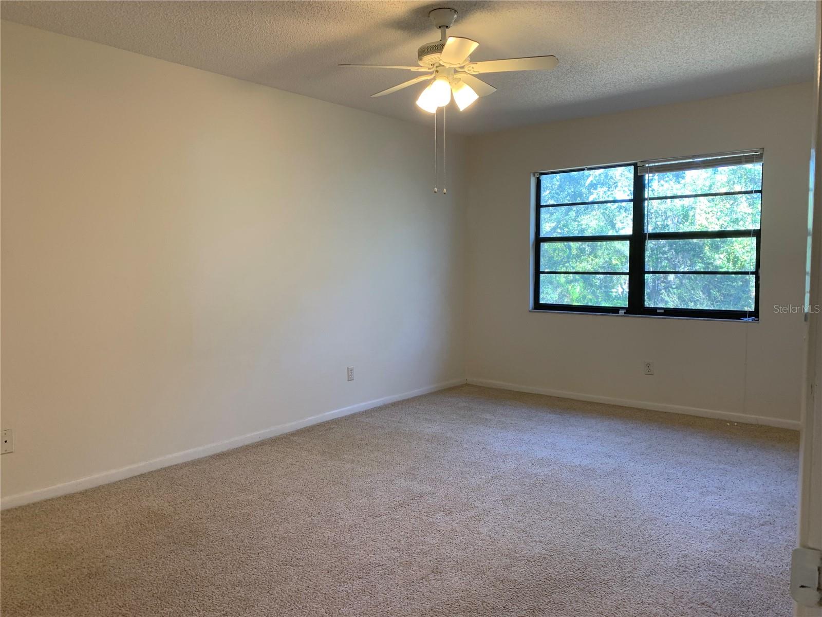 Image 38 of 42 For 3038 Eastland Boulevard F307